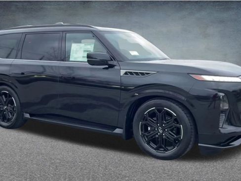 New 2026 INFINITI QX80 4WD image 2