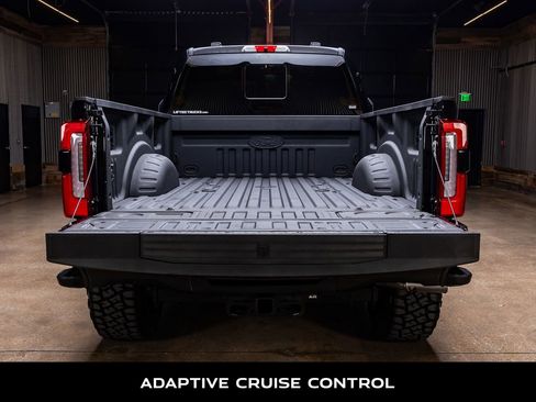 Used 2026 Ford F250 Platinum AWD/4WD image 9