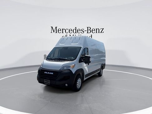 Used 2023 RAM ProMaster 3500 w/ Safety Group FWD image 4