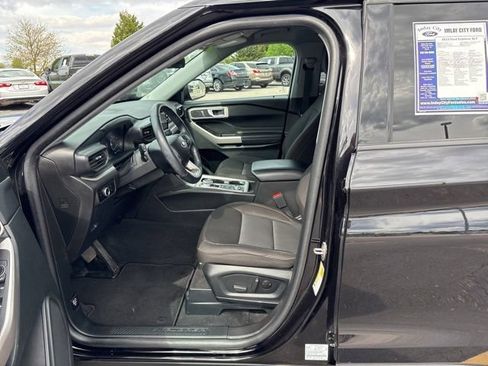 Certified 2023 Ford Explorer XLT AWD/4WD image 24