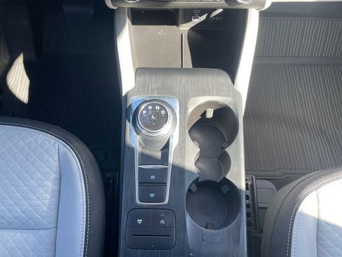Used 2023 Ford Escape Active image 3