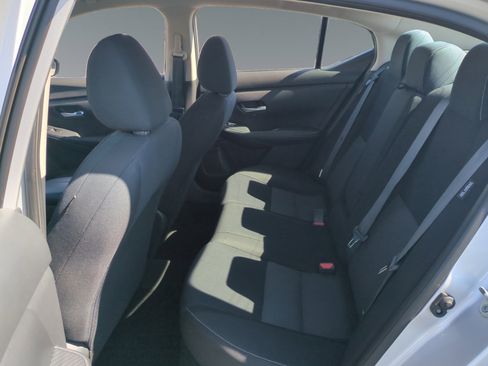 Used 2021 Nissan Sentra SV image 28