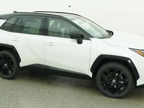 New 2026 Toyota RAV4 XSE AWD/4WD image 12