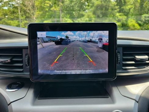 Used 2022 Ford Explorer XLT RWD image 19