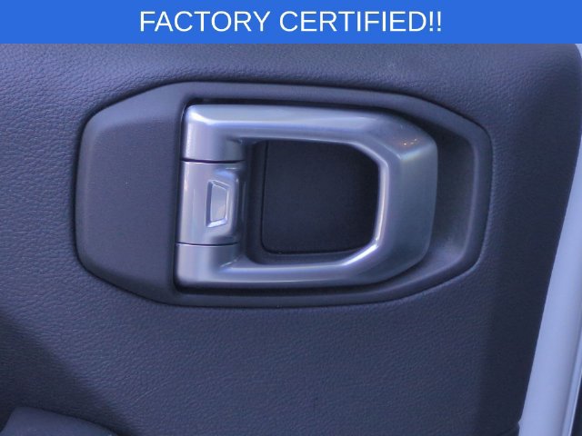 Certified 2022 Jeep Wrangler Unlimited Sahara w/ Cold Weather Group AWD/4WD image 27