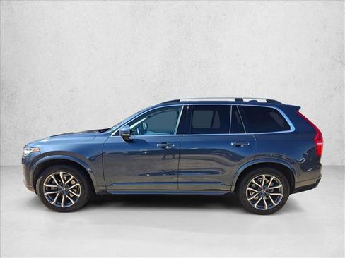 Used 2018 Volvo XC90 T6 Momentum w/ Convenience Package image 6
