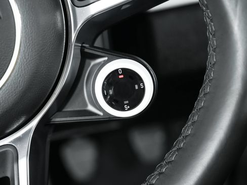 Used 2025 Porsche 718 Cayman RWD image 81