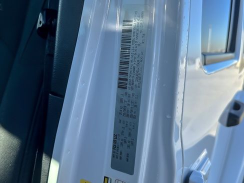 Used 2020 Jeep Wrangler Unlimited Sahara image 27