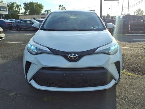 Used 2021 Toyota C-HR LE FWD image 9
