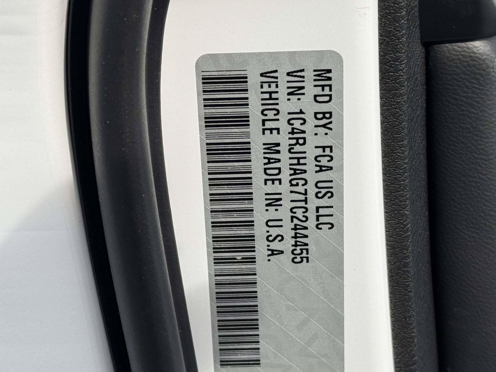 New 2026 Jeep Grand Cherokee Laredo X AWD/4WD image 25