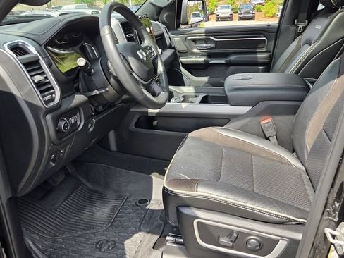 Used 2024 RAM 1500 Laramie AWD/4WD image 11