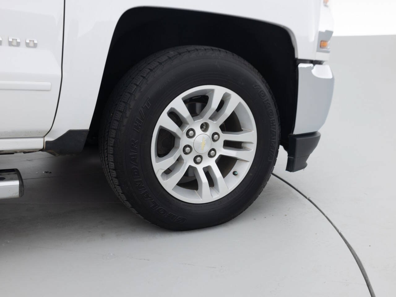Used 2017 Chevrolet Silverado 1500 LT w/ All Star Edition RWD image 19