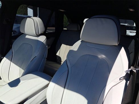 Used 2018 BMW X5 xDrive50i image 22