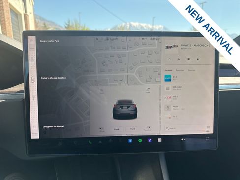 Used 2022 Tesla Model X image 24