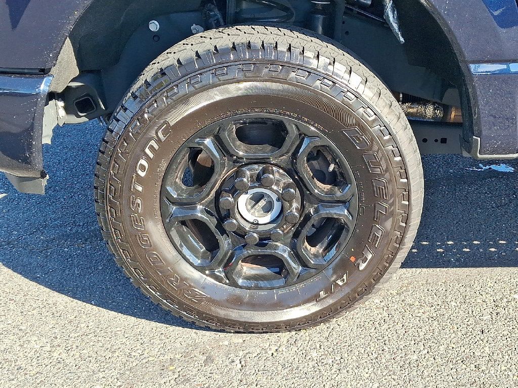 Used 2025 Ford F250 XL w/ STX Appearance Package AWD/4WD image 8