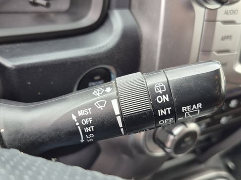 Used 2019 Toyota 4Runner Limited AWD/4WD image 36