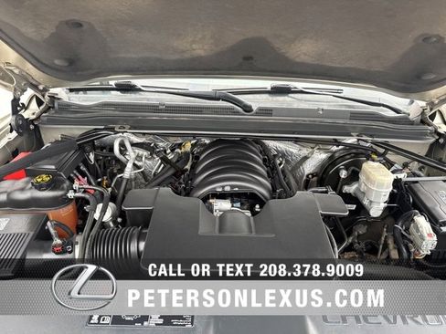 Used 2015 Chevrolet Suburban LTZ image 9