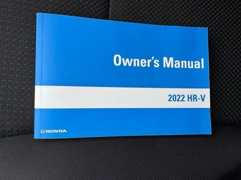 Used 2022 Honda HR-V LX image 22