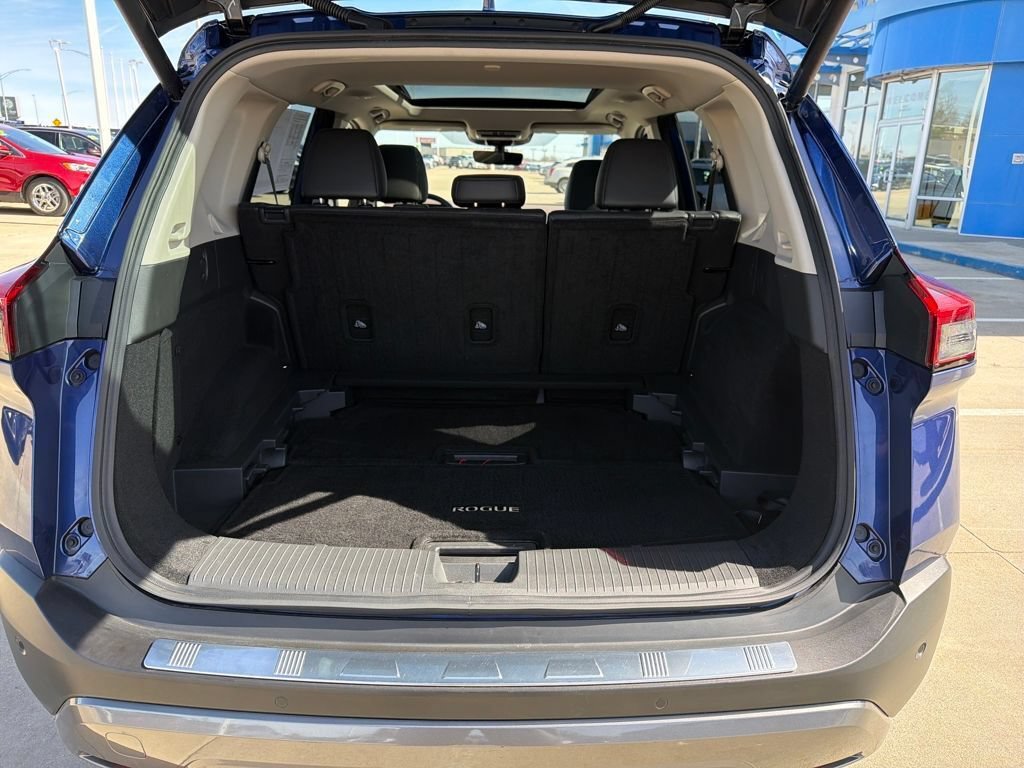 Used 2023 Nissan Rogue SL AWD/4WD image 25
