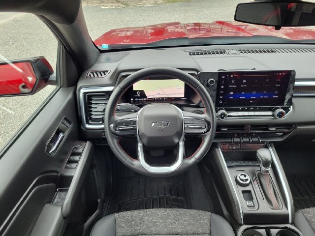 Used 2024 Chevrolet Colorado Trail Boss w/ Technology Package AWD/4WD image 8