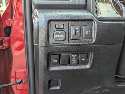 Used 2022 Toyota 4Runner Limited image 18