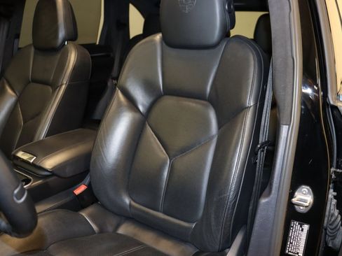 Used 2012 Porsche Cayenne Turbo image 15