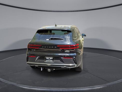New 2026 Genesis GV70 2.5T Advanced w/ G1 Accessory Package AWD/4WD image 3