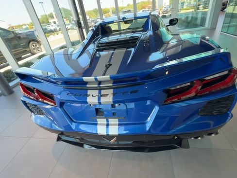 Used 2023 Chevrolet Corvette Stingray Preferred Conv w/ Z51 Performance Package RWD image 7