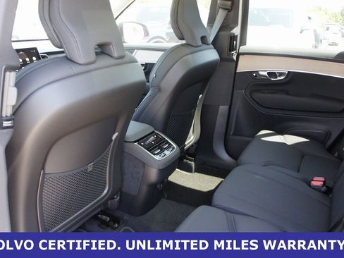 New 2025 Volvo XC90 B6 Core w/ Climate Package image 25