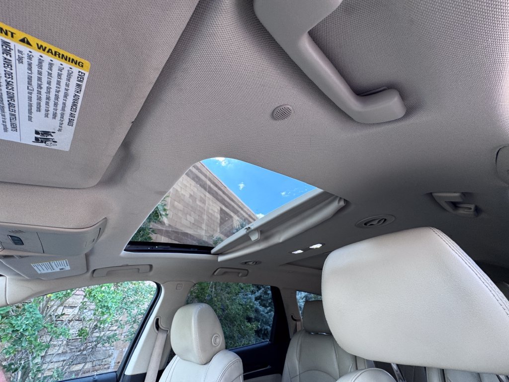 Used 2018 Buick Enclave Premium AWD/4WD image 24