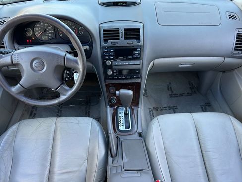Used 2000 Nissan Maxima SE image 15