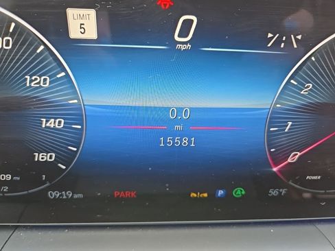 Certified 2025 Mercedes-Benz GLE 350 4MATIC image 9