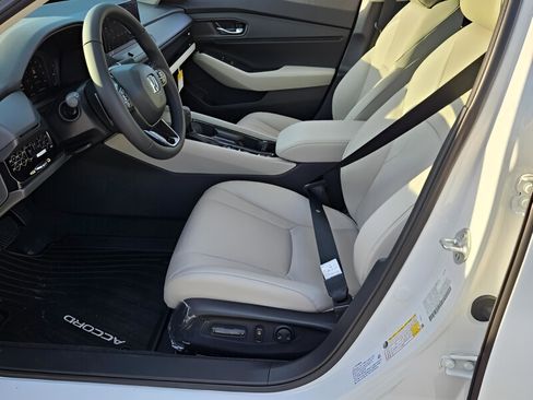 New 2025 Honda Accord EX-L image 7