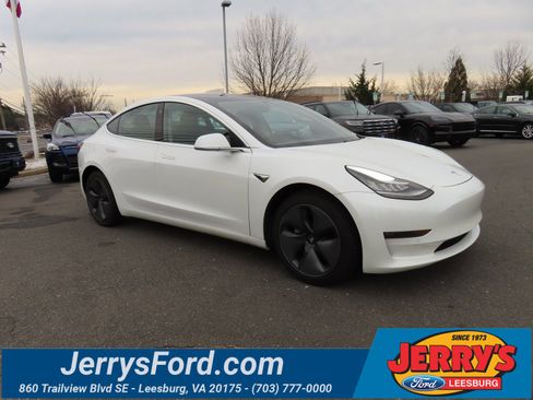 Used 2020 Tesla Model 3 Long Range image 1