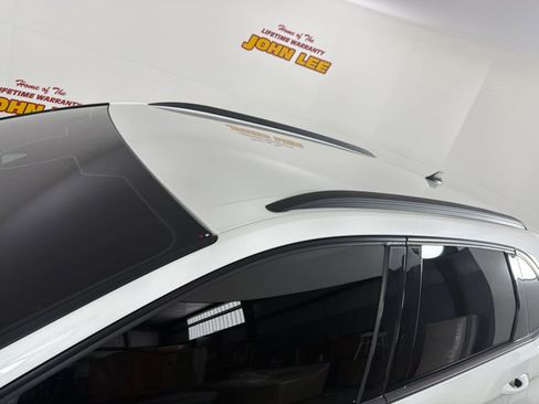 Used 2022 Ford Edge ST-Line w/ Class II Trailer Tow Package image 12