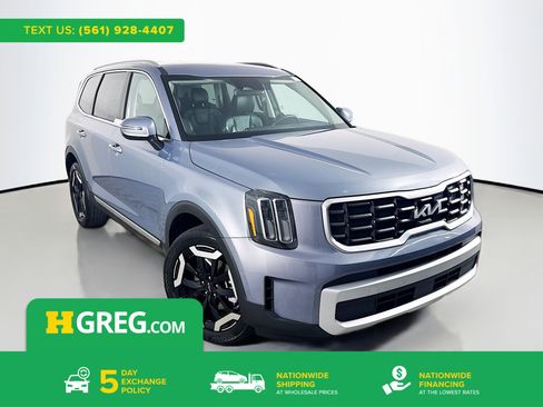 Used 2025 Kia Telluride S image 1