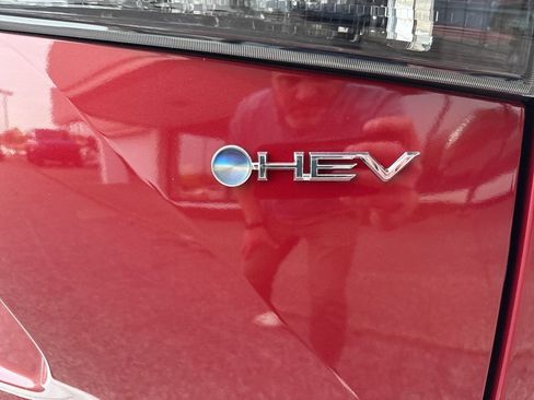 Used 2025 Toyota Highlander Platinum image 6