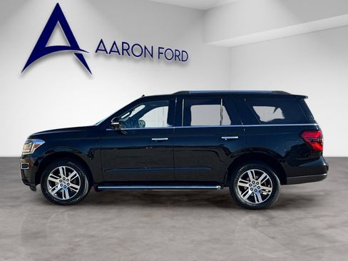 Used 2023 Ford Expedition Limited RWD image 3
