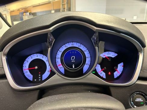 Used 2011 Cadillac SRX Performance image 12