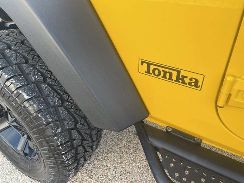 Used 2011 Jeep Wrangler Sport image 27