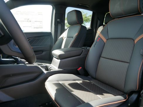 New 2026 GMC Canyon AT4 w/ Technology Plus Package image 4