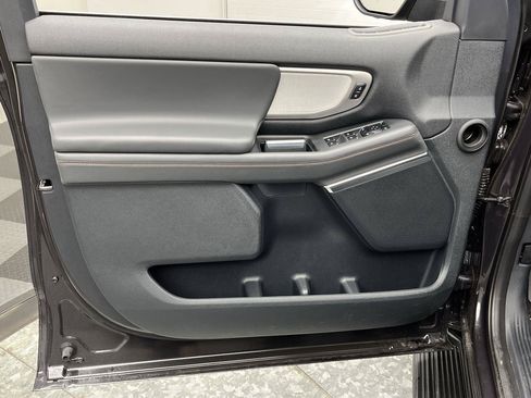 New 2025 Ford Expedition Max Active AWD/4WD image 8