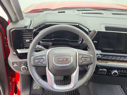 Used 2025 GMC Sierra 1500 SLE AWD/4WD image 24