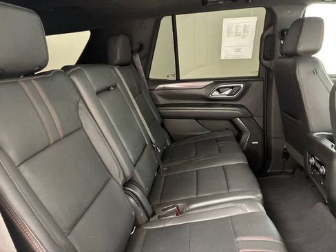 Used 2021 Chevrolet Tahoe RST AWD/4WD image 16