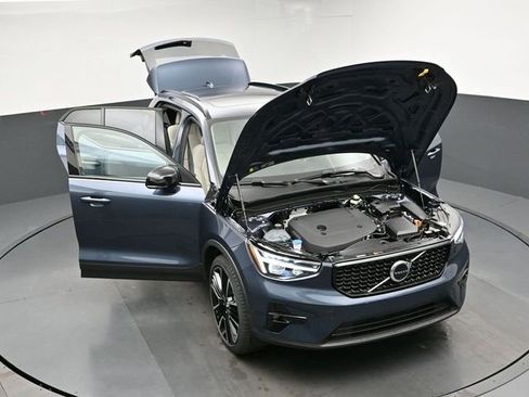 New 2026 Volvo XC40 B5 Ultra w/ Protection Package Premier image 50