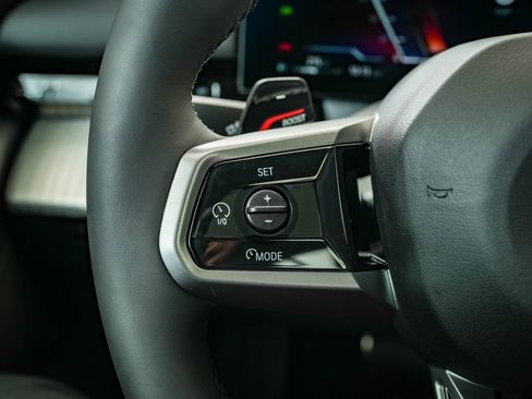 New 2026 BMW 530i xDrive w/ M Sport Package image 25