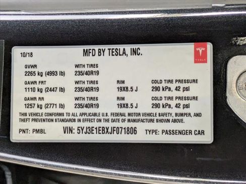 Used 2018 Tesla Model 3 Long Range image 11