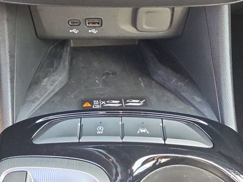 Certified 2025 Buick Envista Sport Touring w/ Convenience I Package FWD image 31