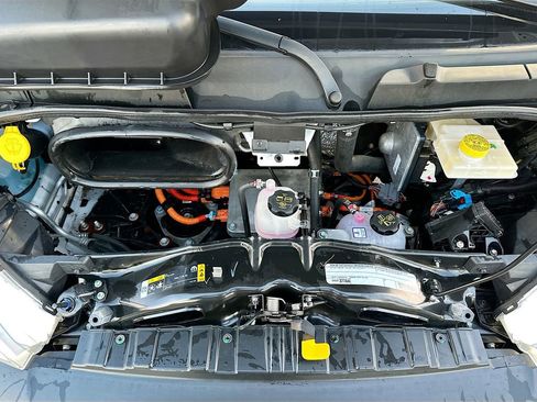 Used 2024 RAM ProMaster 3500 w/ Delivery Van Package image 32