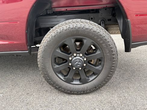 Certified 2020 RAM 2500 Big Horn w/ Night Edition AWD/4WD image 11